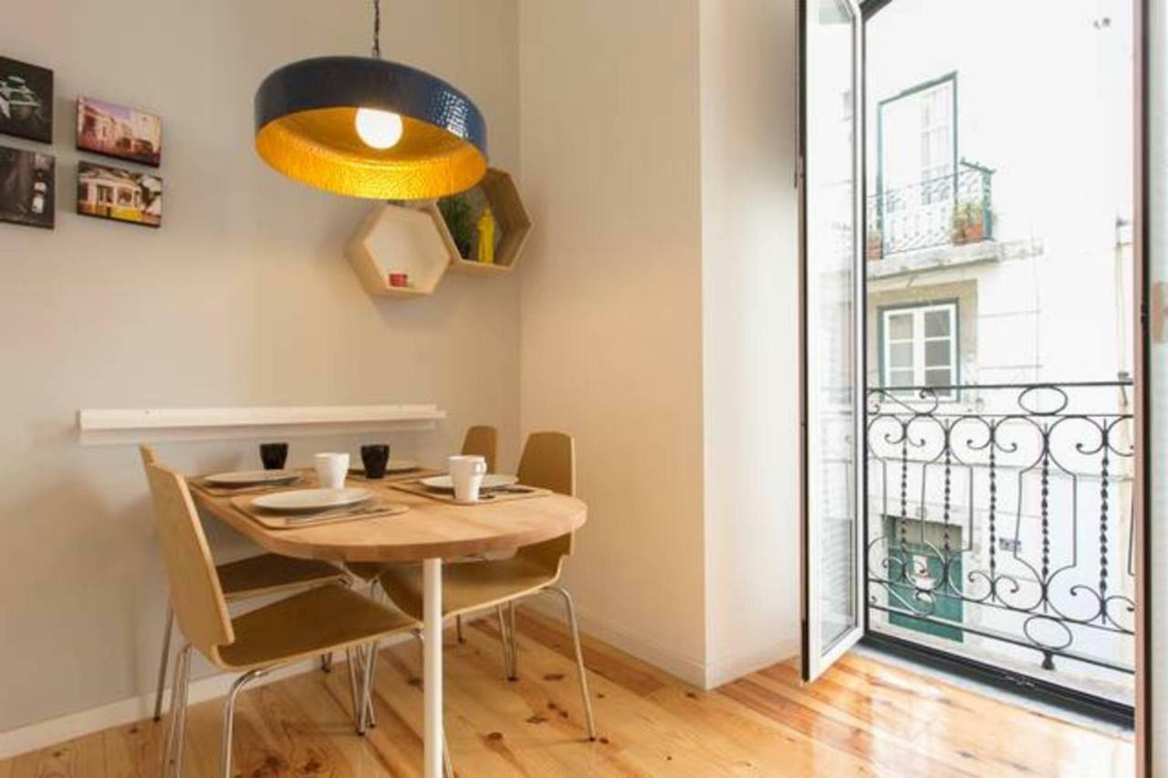 Alfama Charm Apartment ลิสบอน ภายนอก รูปภาพ